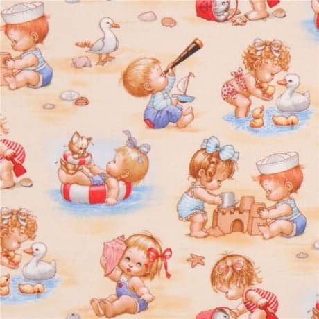 מגן ראש עריסה תינוקות בים